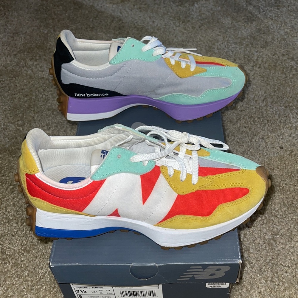 New Balance Multicolor Women's Sneakers RARE FIND - Picture 5 of 10